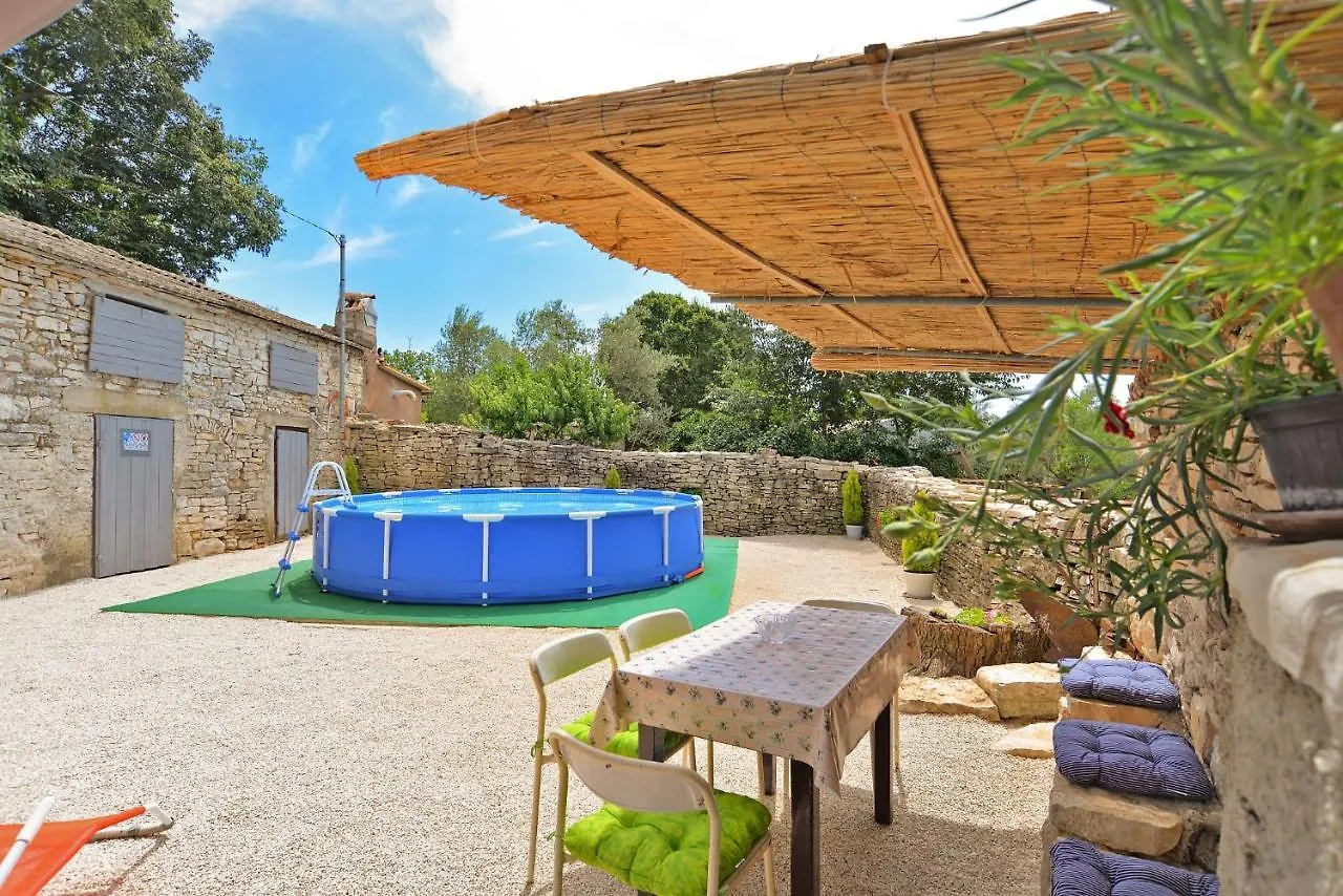 Family Friendly House With A Swimming Pool Smoljanci, Central Istria - Sredisnja Istra - 19598 Svetvinčenat